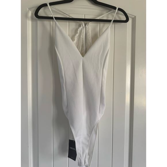 Forever 21 White Lace-Back Bodysuit - Picture 1 of 2